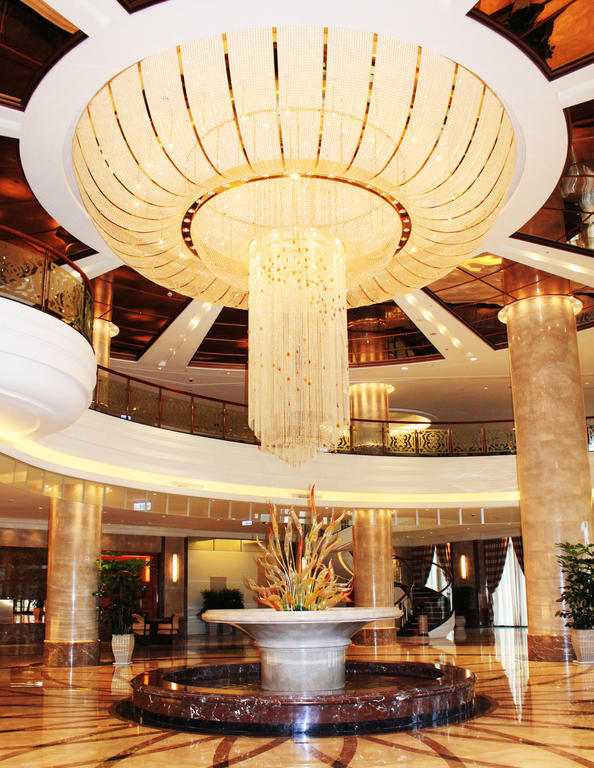 E-Da Royal Hotel Dashu Esterno foto The lobby of the hotel